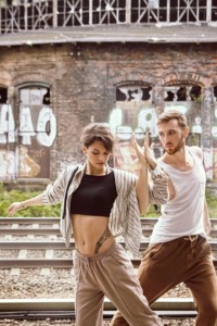 Aix On West – Emeline Rochefeuille & Jakub Jakoubek